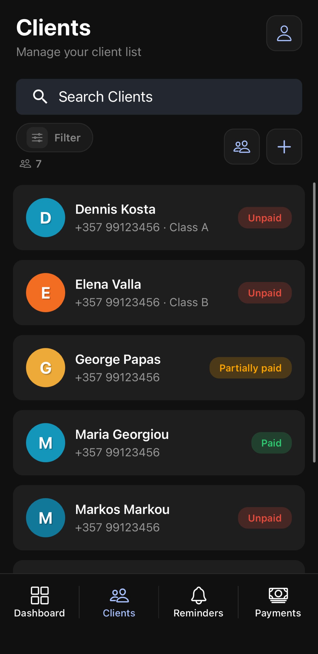 Lunio client list with search and payment statuses